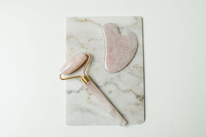 Rose quartz gua sha jade roller facial massage beauty