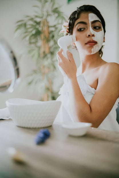 Masaje facial profundo cepillo sónico